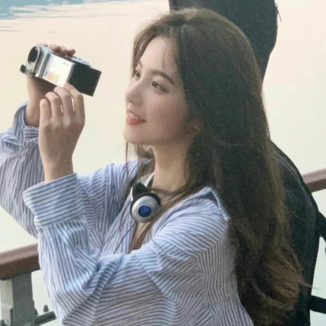 宇宙有爱浪漫同游